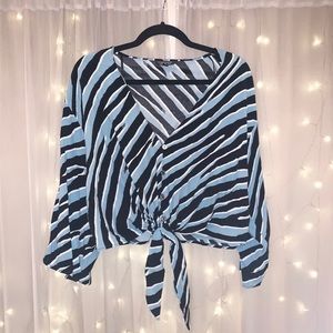 🐅 Topshop Blue Tiger-Stripe Tie-Front Crop Top 🐅